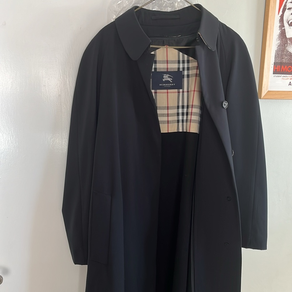 Burberry Long Black Trenchcoat